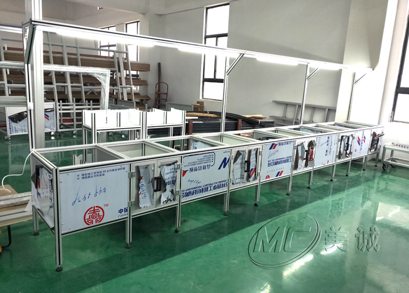 口罩機流水線(xiàn)工作臺（1）.jpg